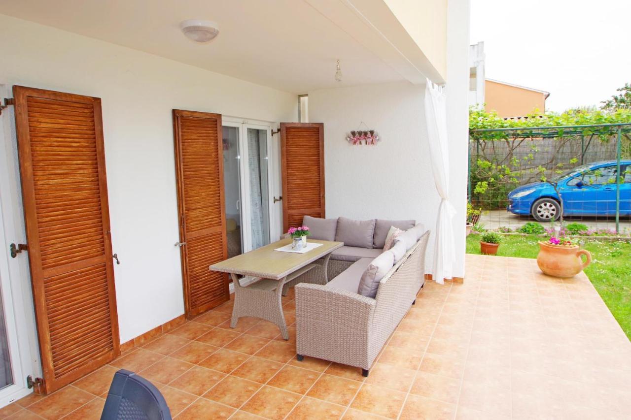 Apartment Suzi Valdebek Pula Luaran gambar